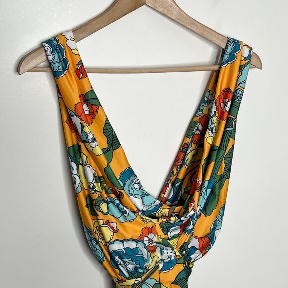 ModCloth Womens Lauren One Piece Swimsuit XL Yellow Floral Colorful Deep V Swim - Picture 8 of 9